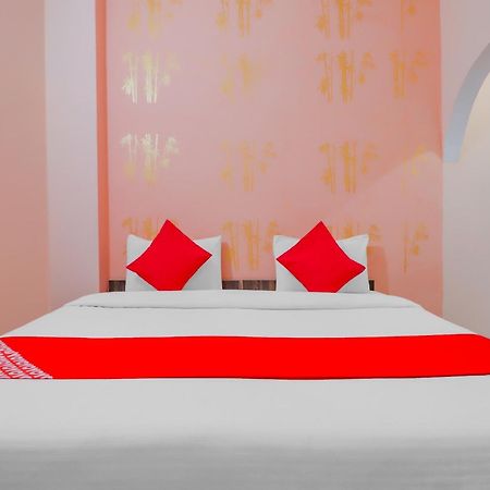 Hotel O Bhardwaj Guest House Garhi Harsaru Екстериор снимка