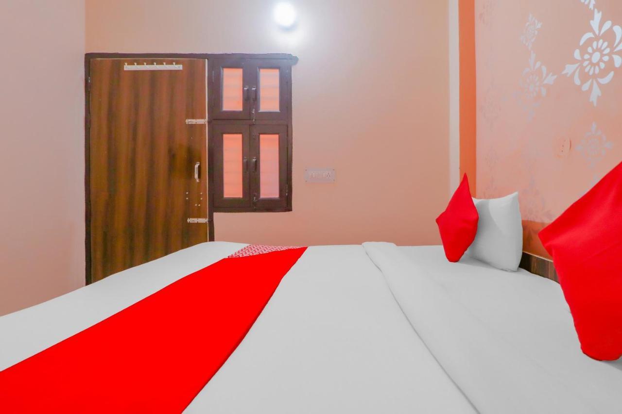 Hotel O Bhardwaj Guest House Garhi Harsaru Екстериор снимка
